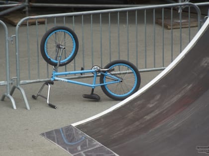 В Екатеринбурге благоустроили сквер и построили памп-трек