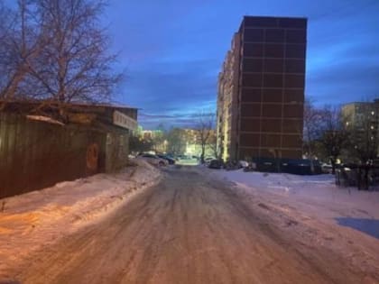 В Екатеринбурге водитель ночью сбил пешехода на улице Волгоградской и скрылся
