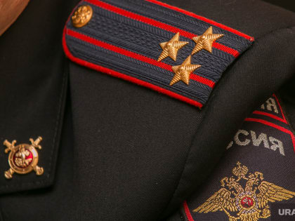 Свердловские слухи: статусный силовик не хочет на пенсию