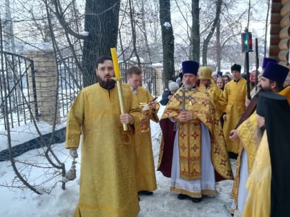 Епископ Евгений совершил Литургию в день памяти святителя Спиридона Тримифунтского