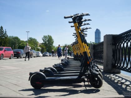 В Екатеринбурге ГИБДД охотится за нарушителями на электросамокатах
