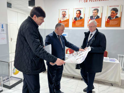 Михаил Зубарев в составе Миссии наблюдателей от СНГ работал на выборах в Республике Таджикистан