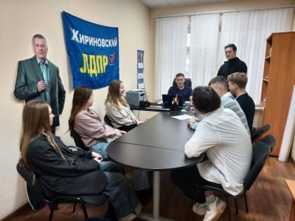 Молодежь Свердловской области: новый взгляд на политические процессы