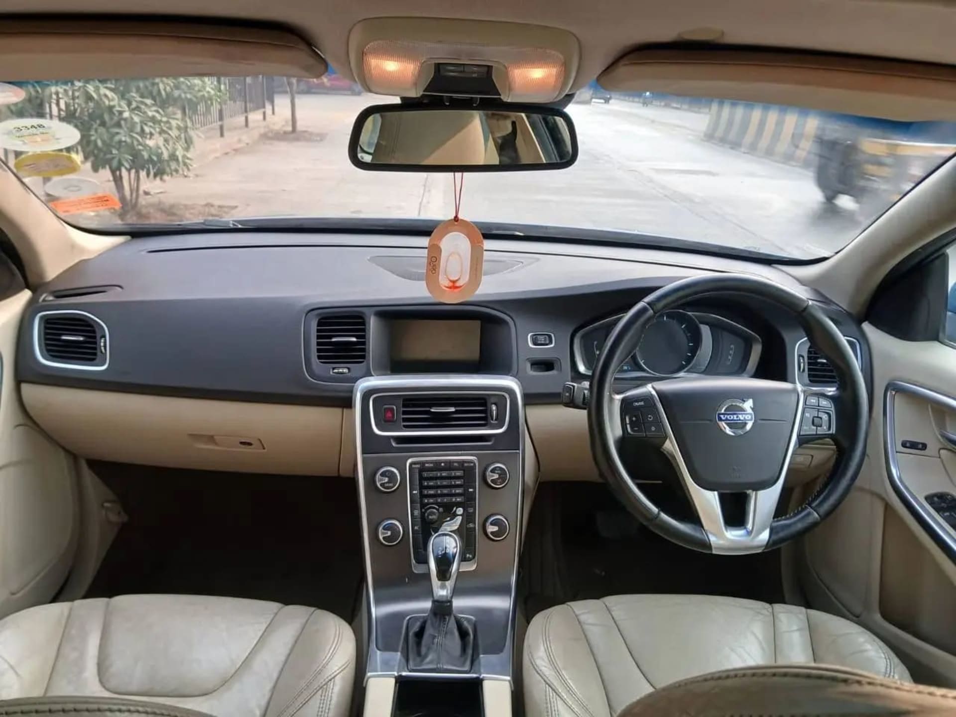 2014 Volvo ( thumbnail 7