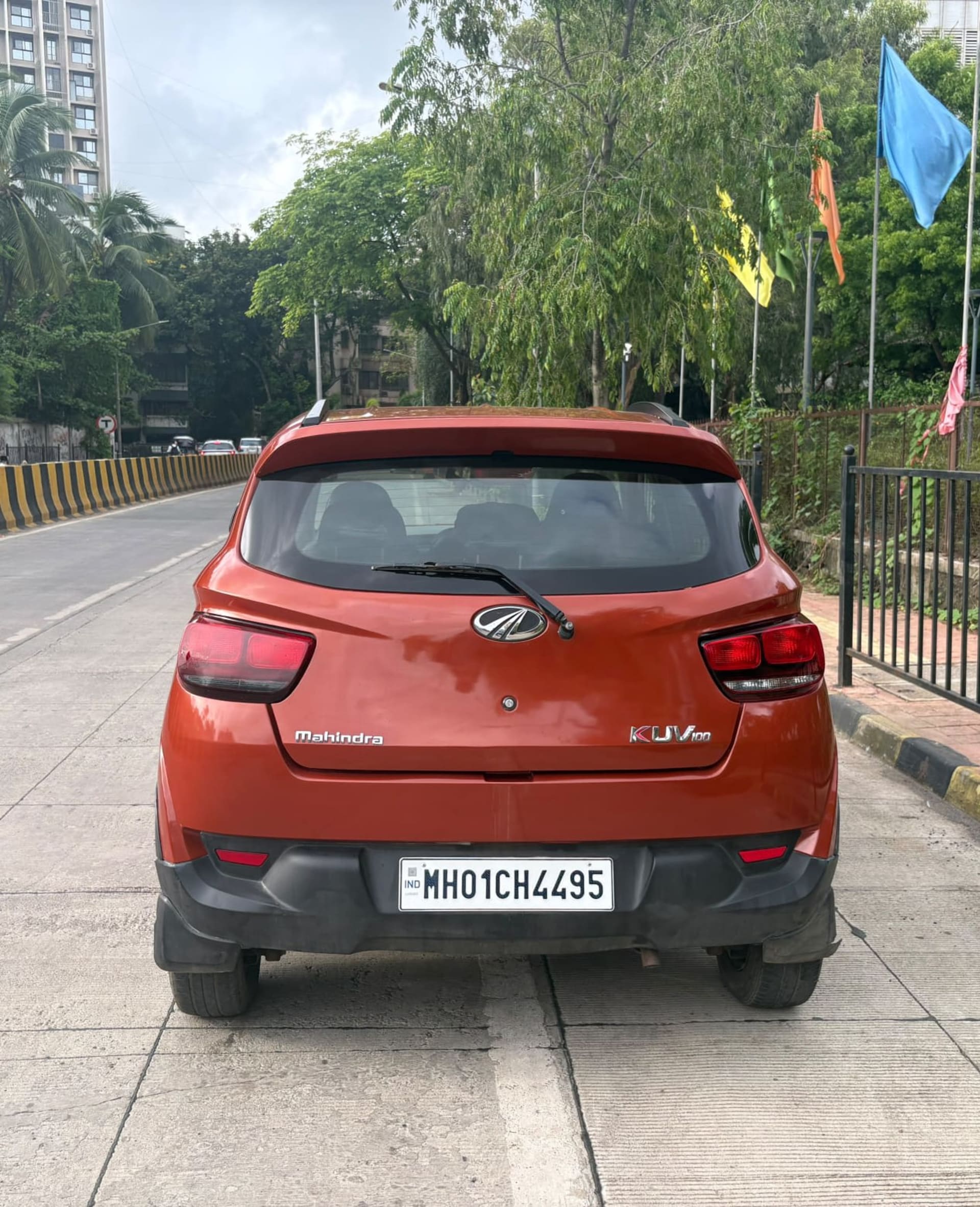 2016 Mahindra KUV