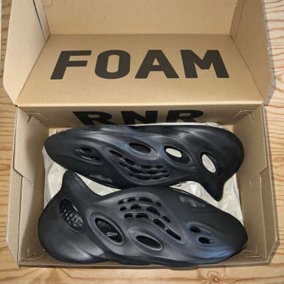 Adidas yeezy foam RNR