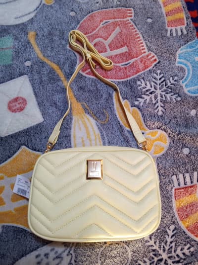 Cartera Vizzano