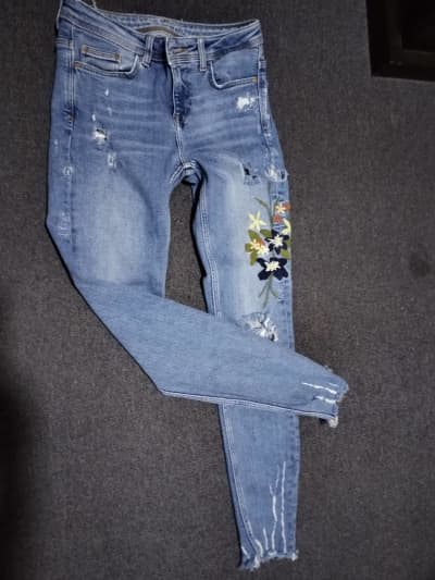 Jeans talla 34,36 y 38