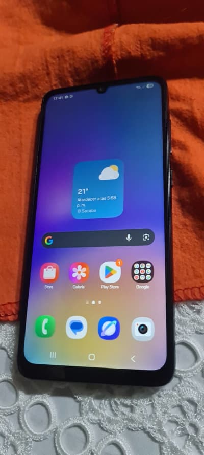 Celular Samsung Galaxy A05 - Buen Estado