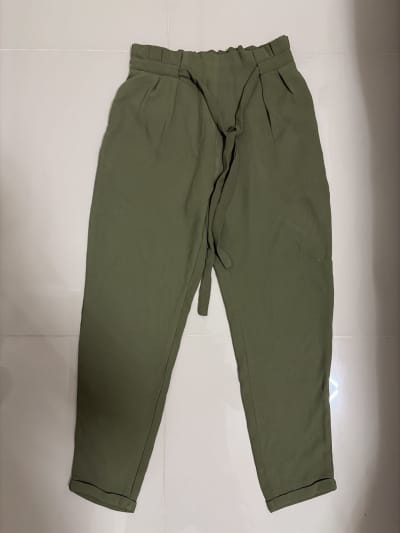 Pantalón Verde Oliva con Lazo