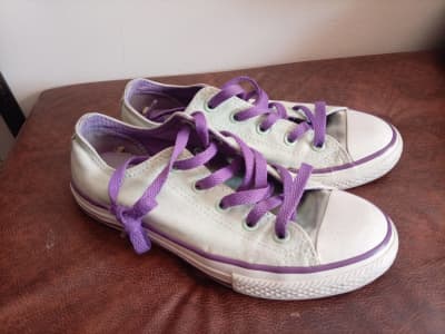 Tenis Converse y Zapatilla Vans