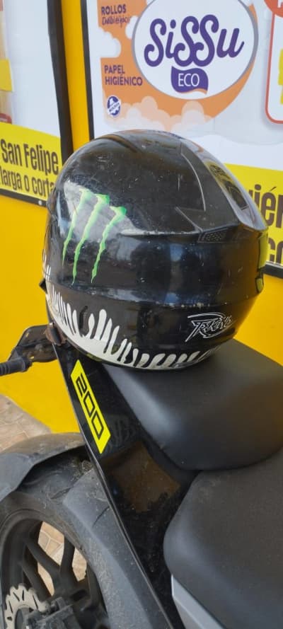 Casco de Moto Monster Energy Negro