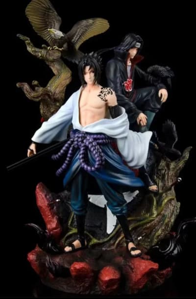 Figura coleccionable de itachi y sasuke