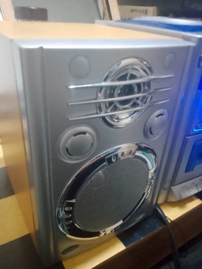 Mini Componente con Karaoke y Parlantes