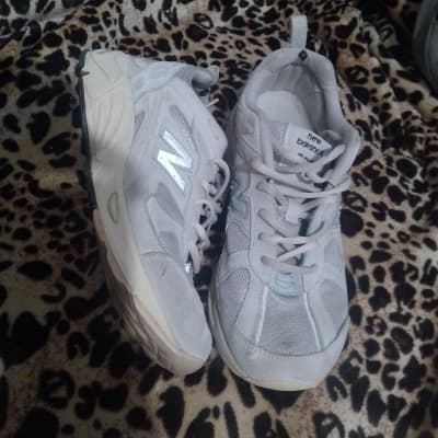 New balance 878