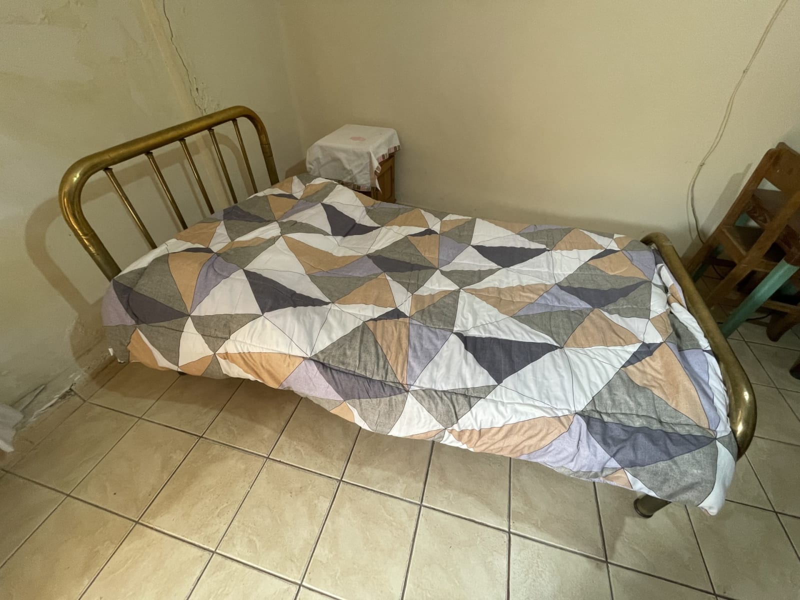 Cama de bronce 11/2 plaza vintage — imagen 2
