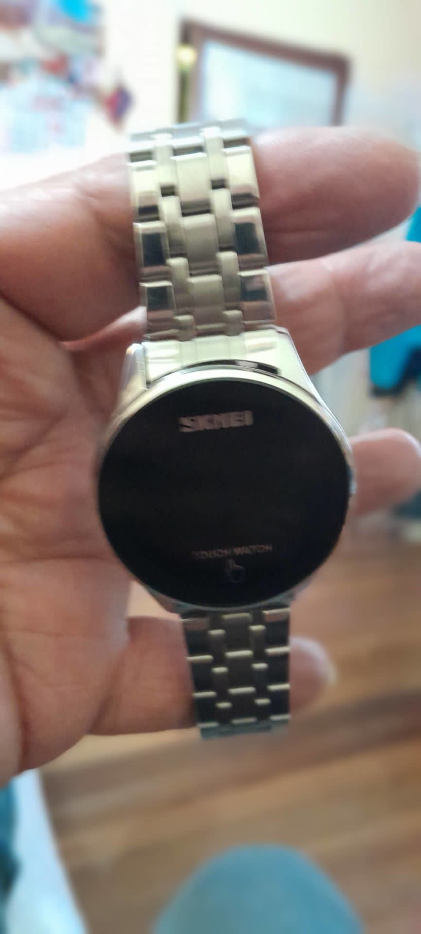 RELOJ DIGITAL RESISTENTE AL AGUA