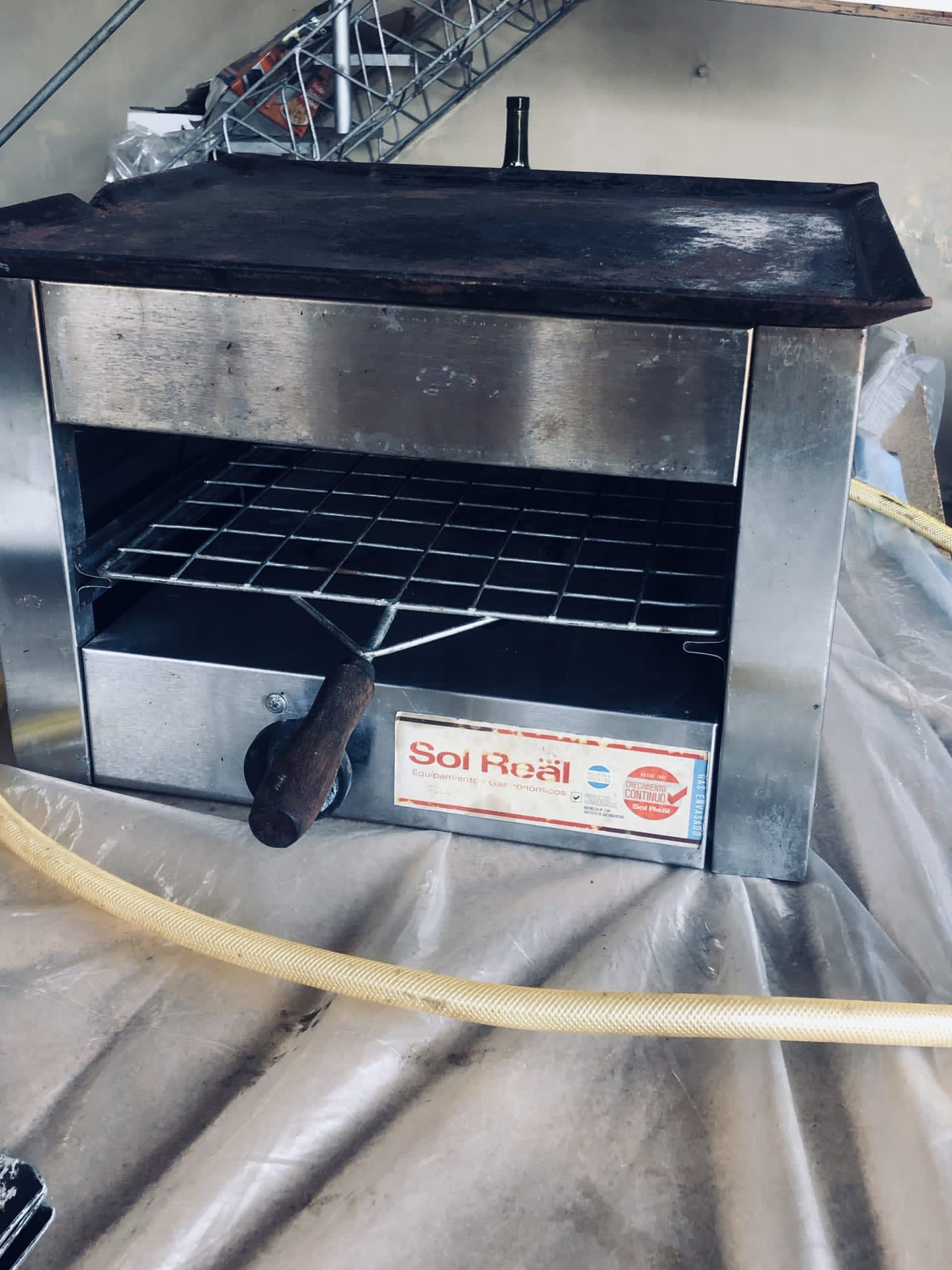 Horno pizzero y plancha 2 en 1
