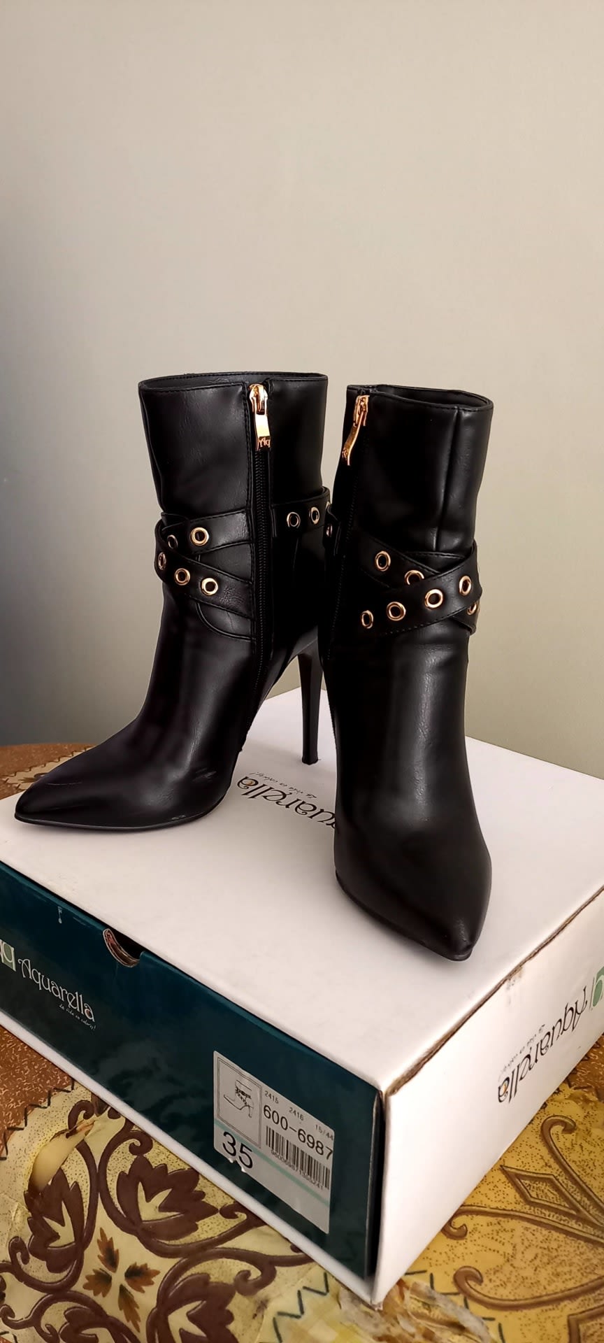 Botines Aquarella Negros Talla 35 — imagen 2