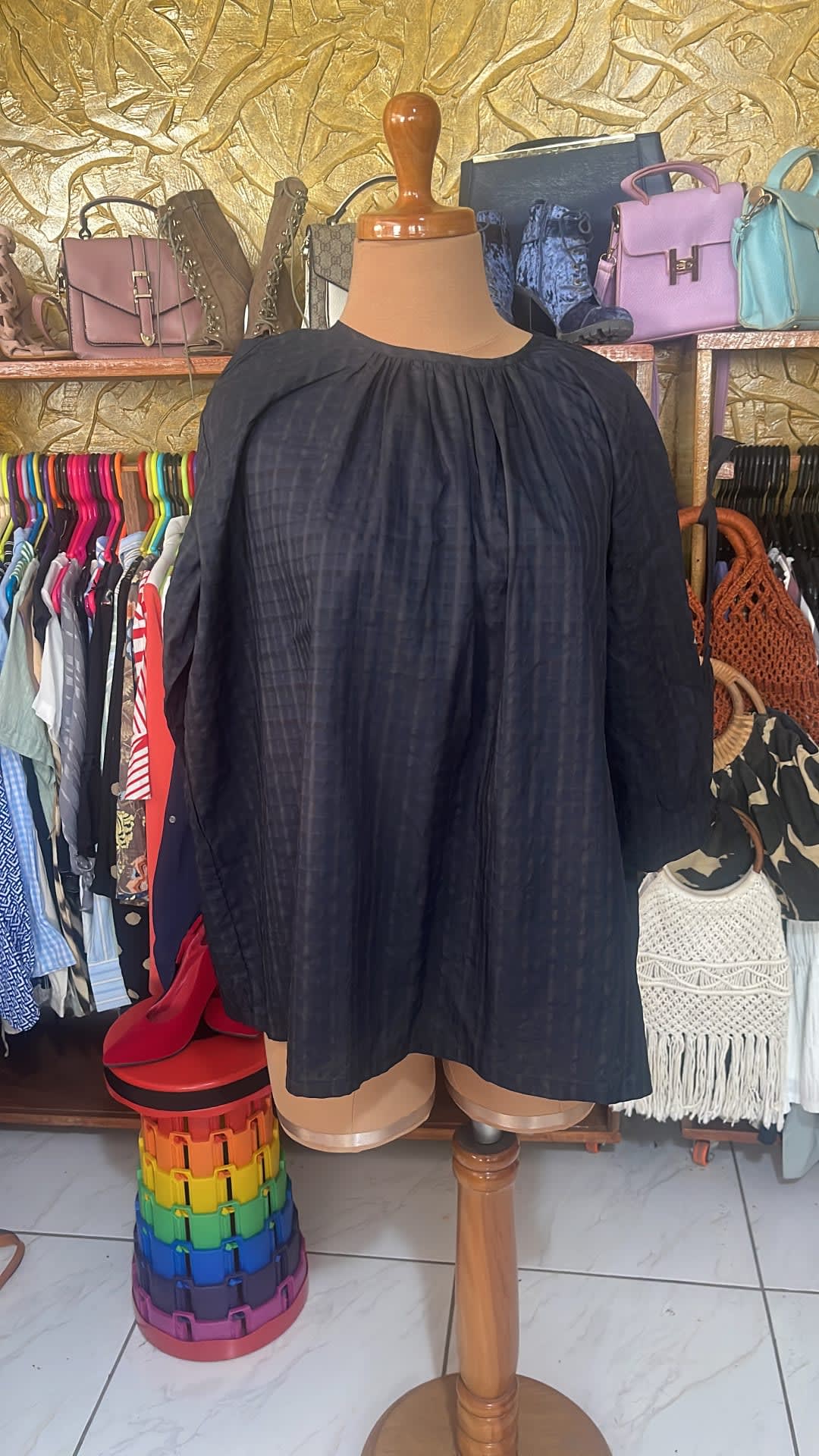Top Rojo Moderno para Mujer — imagen 3