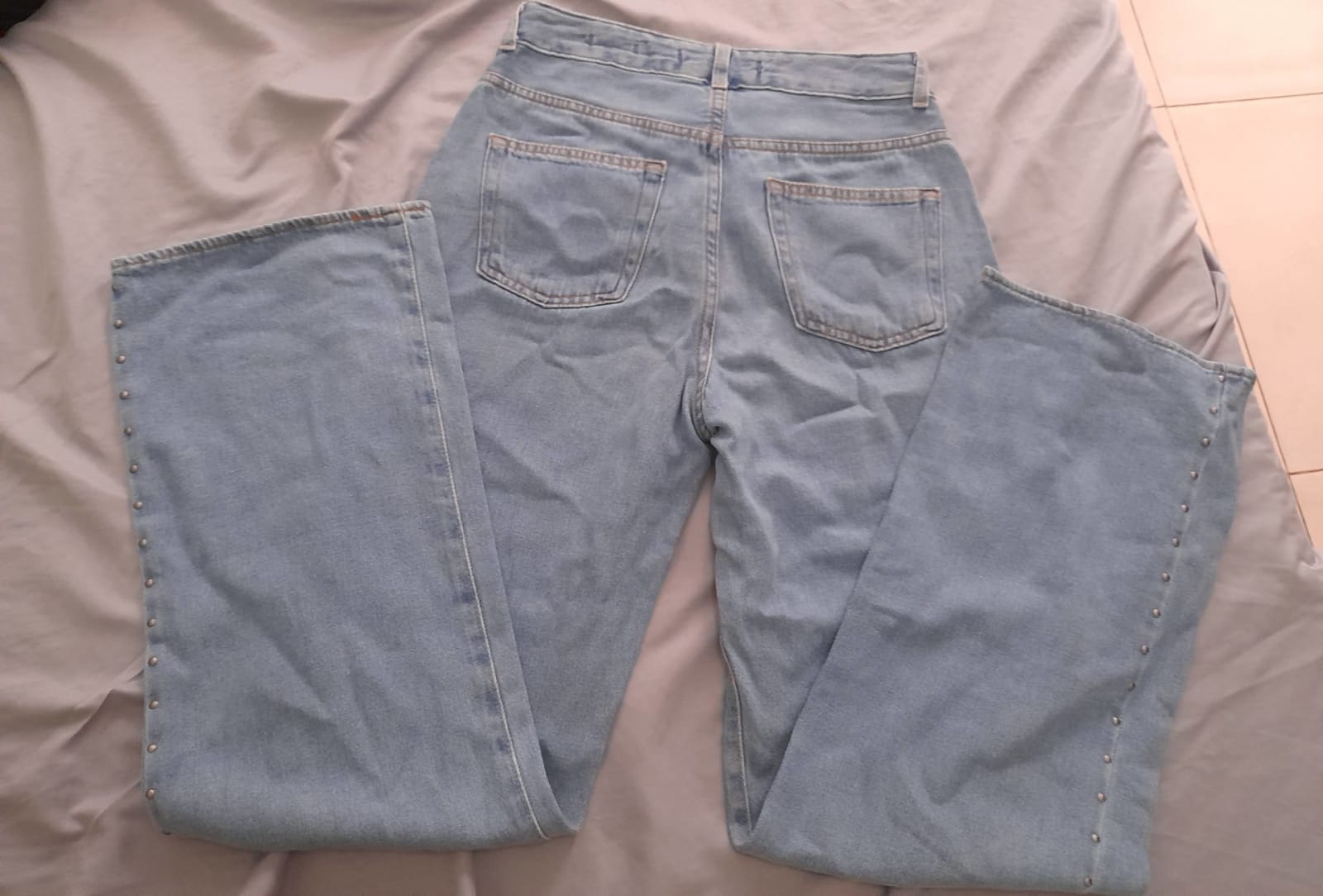 Jeans Wide Leg con Tachas-Talla 36 — imagen 3