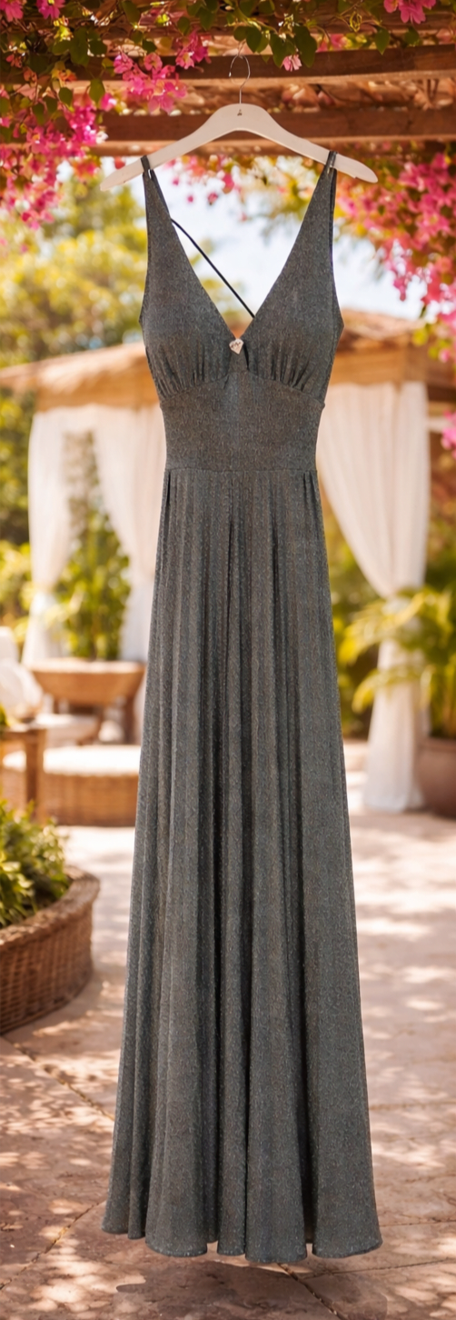 Elegante Vestido Largo de Gala Gris