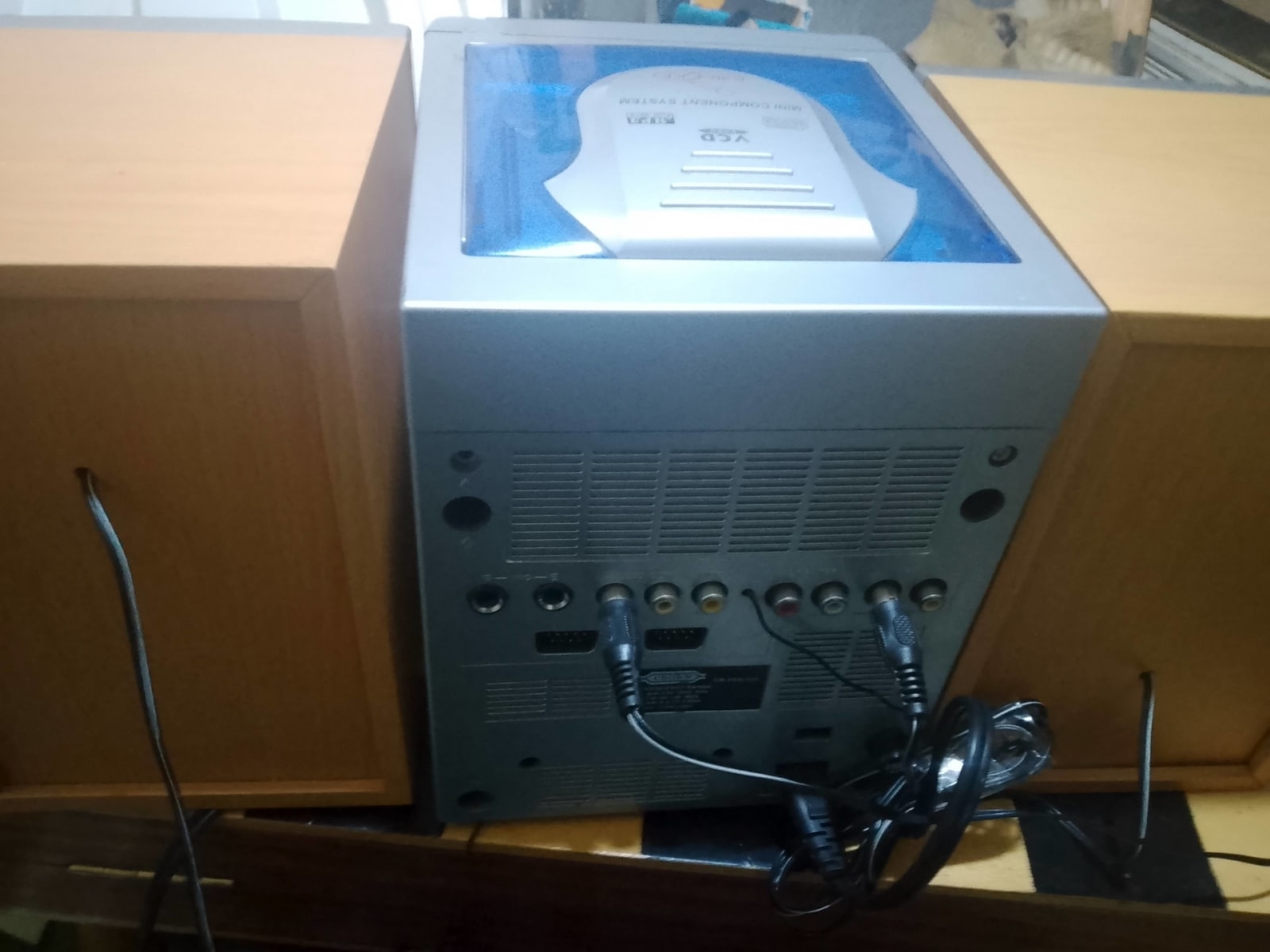 Mini Componente con Karaoke y Parlantes — imagen 4