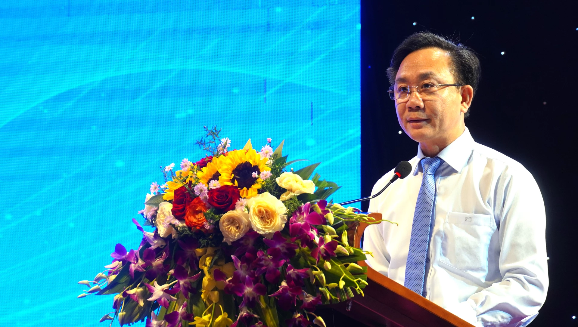 &nbsp;Đồng ch&iacute; Ho&agrave;ng Xu&acirc;n T&acirc;n, Ph&oacute; Chủ tịch UBND tỉnh ph&aacute;t biểu tại Đại hội - Ảnh: N.M