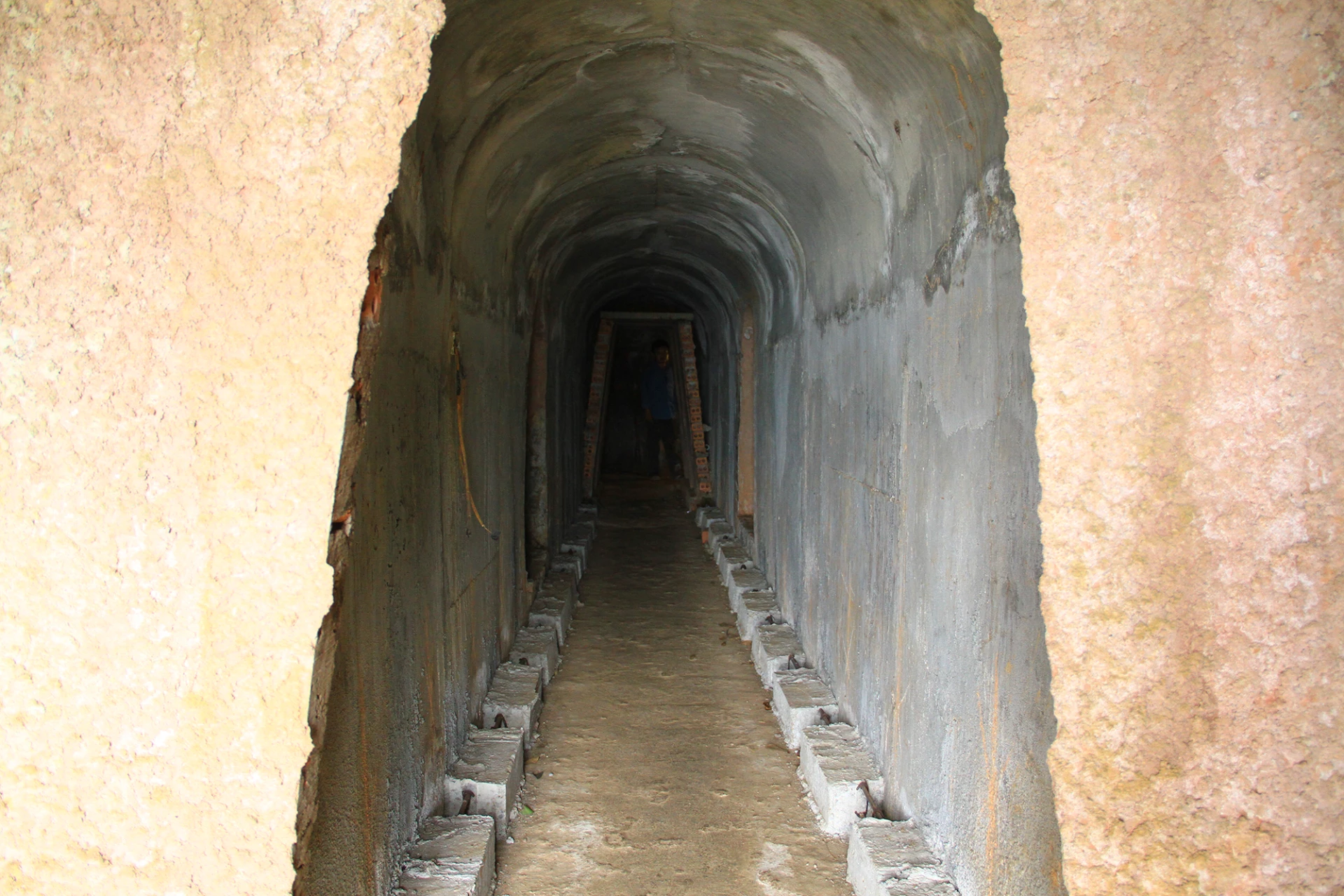 Một hầm địa đạo đang được thi c&ocirc;ng - Ảnh: Q.H