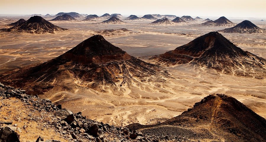 Egypt: White Desert & Oases Adventure 2