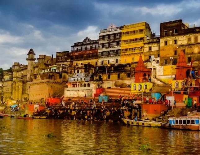 Uttar Pradesh Spiritual Tour Package | Varanasi Ayodhya Prayagraj 4