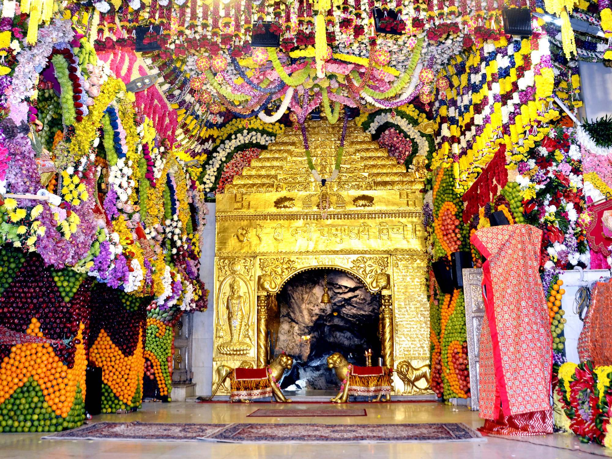 Vaishno Devi Yatra - Mata ka Darbar 3