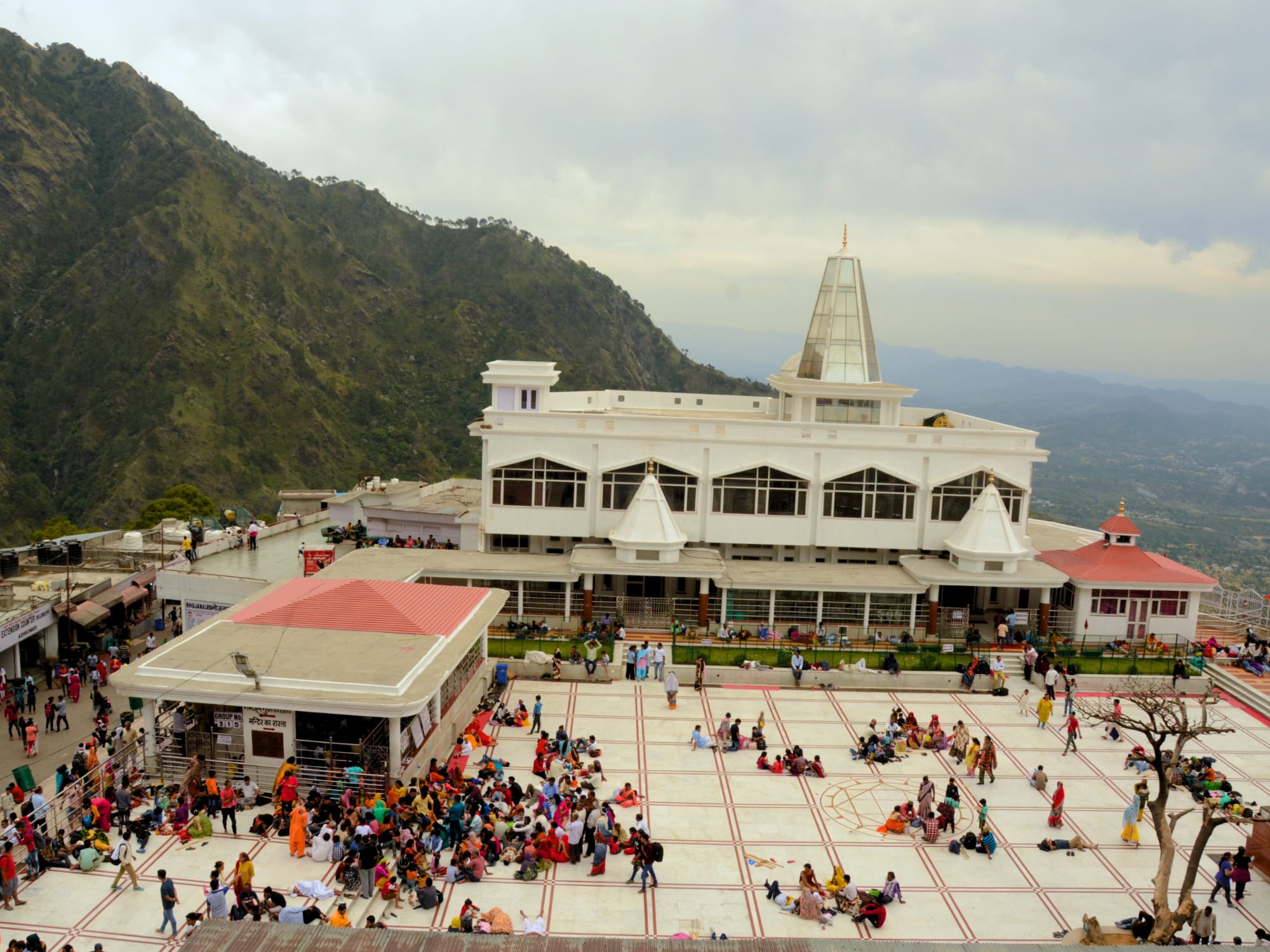 Vaishno Devi Yatra - Mata ka Darbar 4