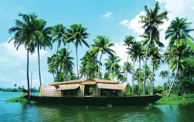 Alleppey Backwaters: 2 Nights / 3 Days Houseboat Cruise 4
