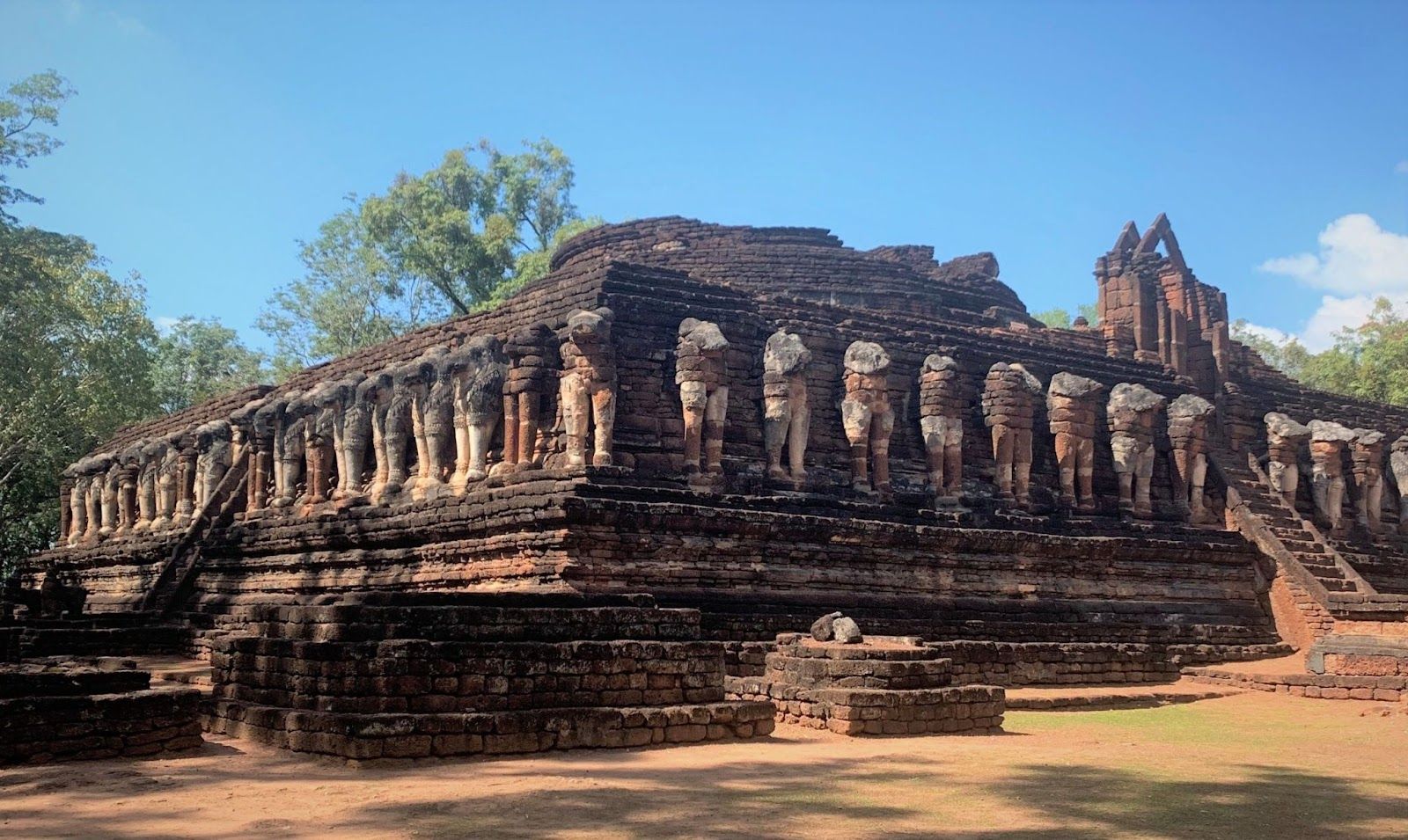 How AI Travel Makes Backpacking Thailand Even Better