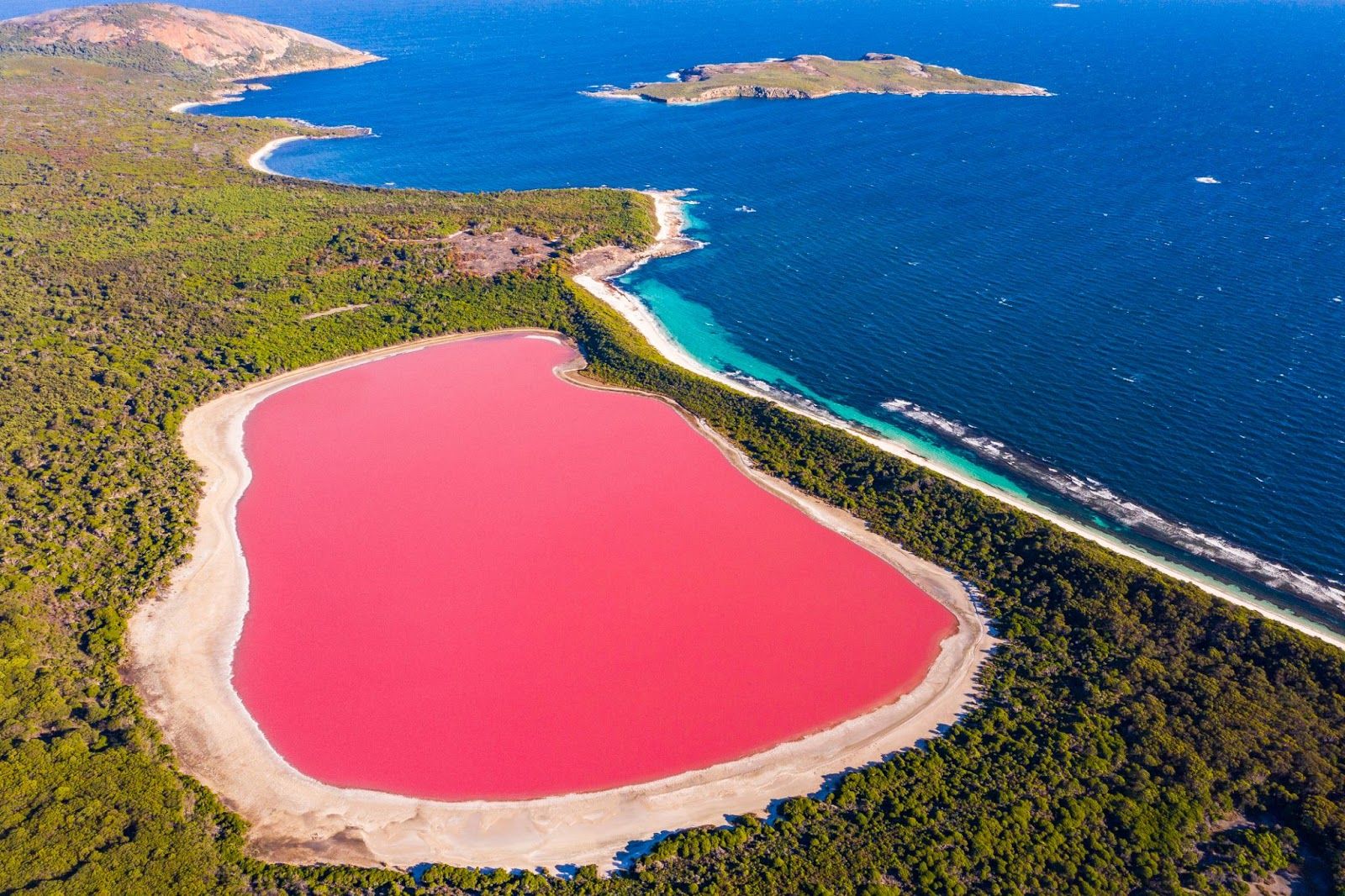 Lake Hillier, Western Australia