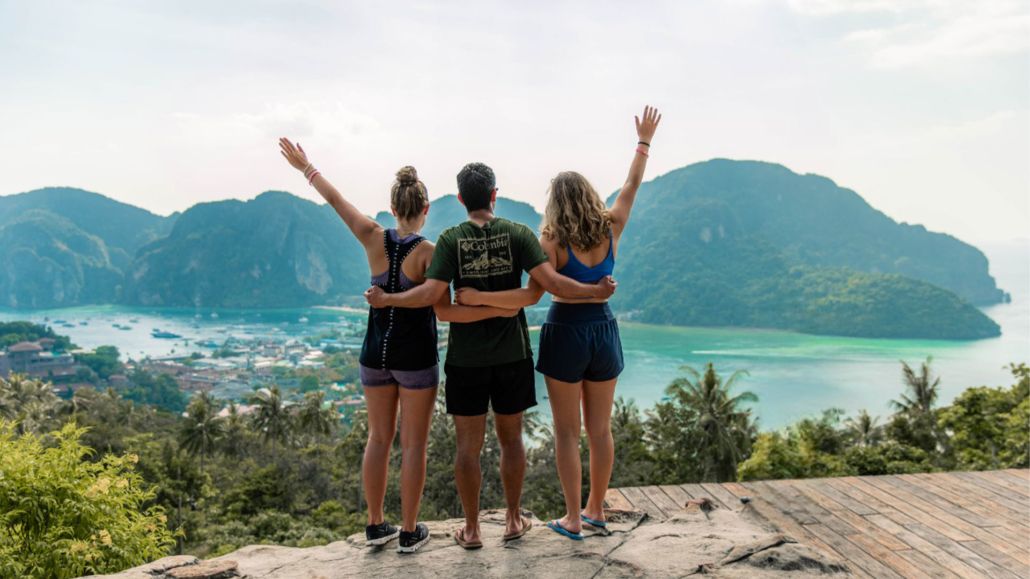 How to Plan Your Next Group Trip with AI Travel