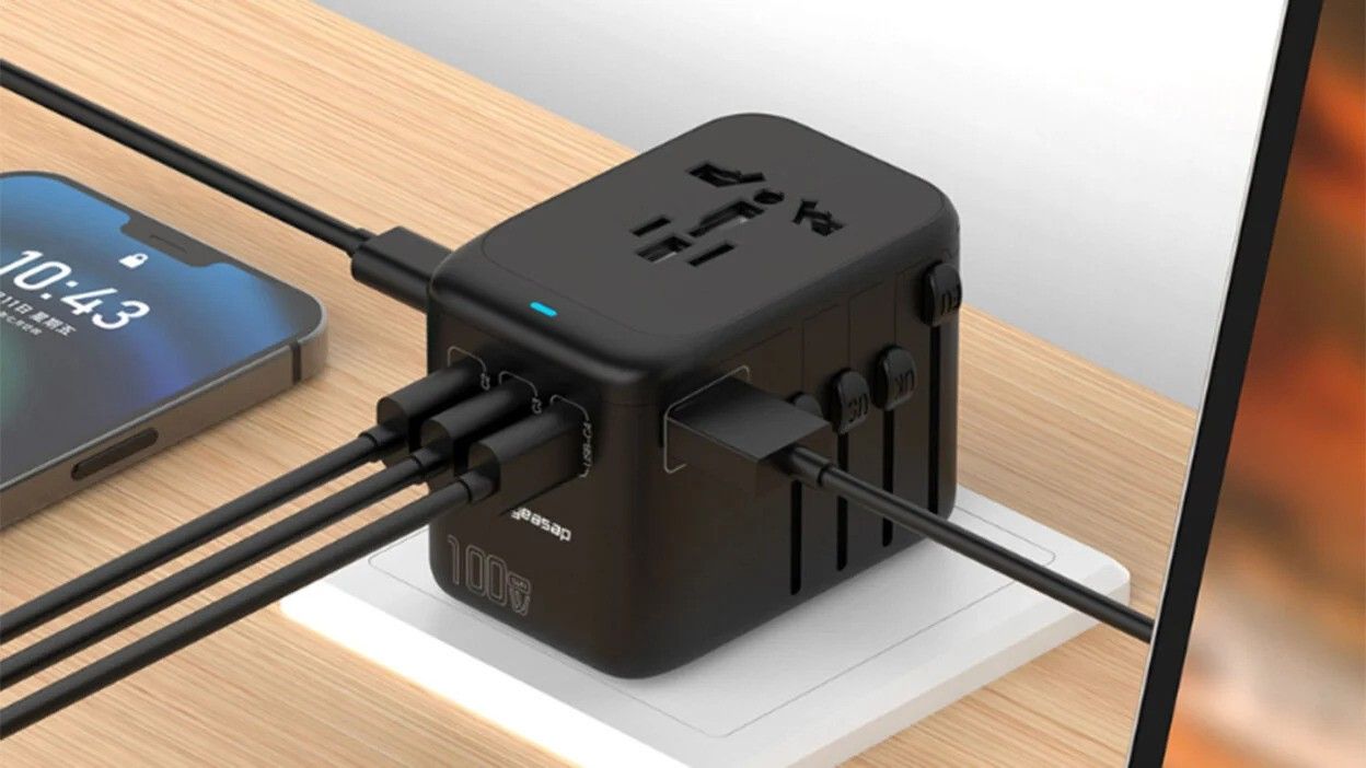 Universal Travel Adapter With USB-C