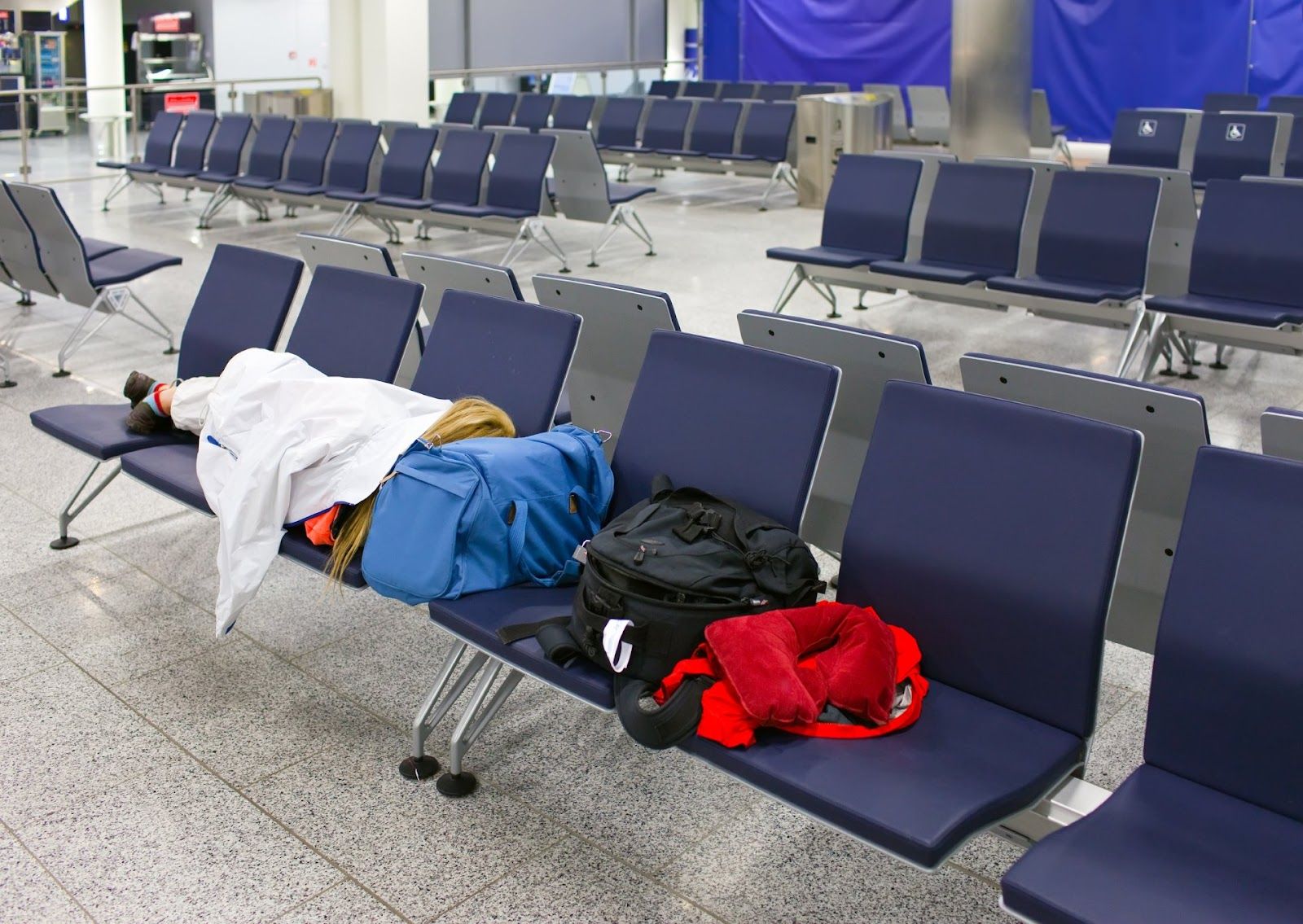 Why Layovers Are A Dealbreaker For Many Travelers