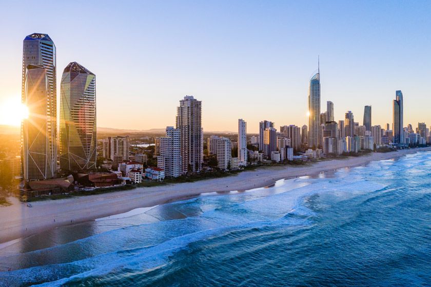 Plan The Best Girls’ Trip To The Gold Coast With An AI Travel Assistant