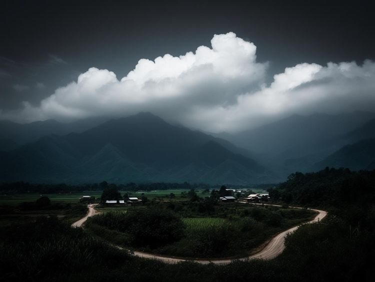 How to Find the Best Hotels and Flights to Hsipaw for Your Next Adventure