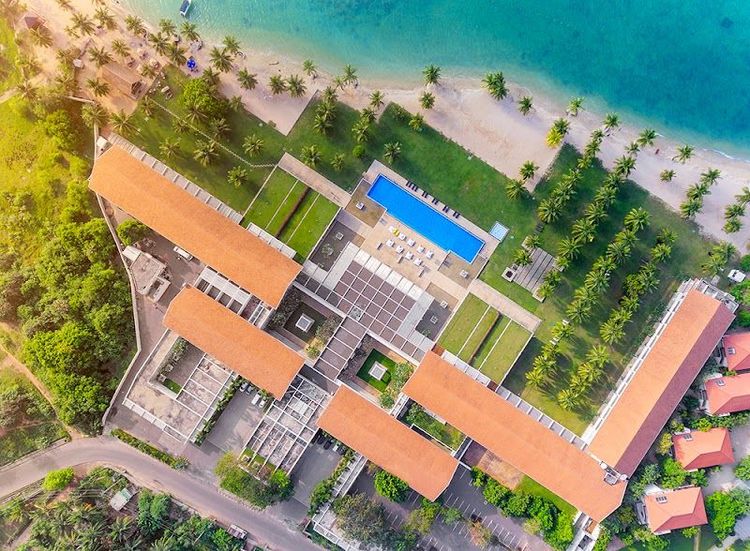 Amaya Beach Passikudah