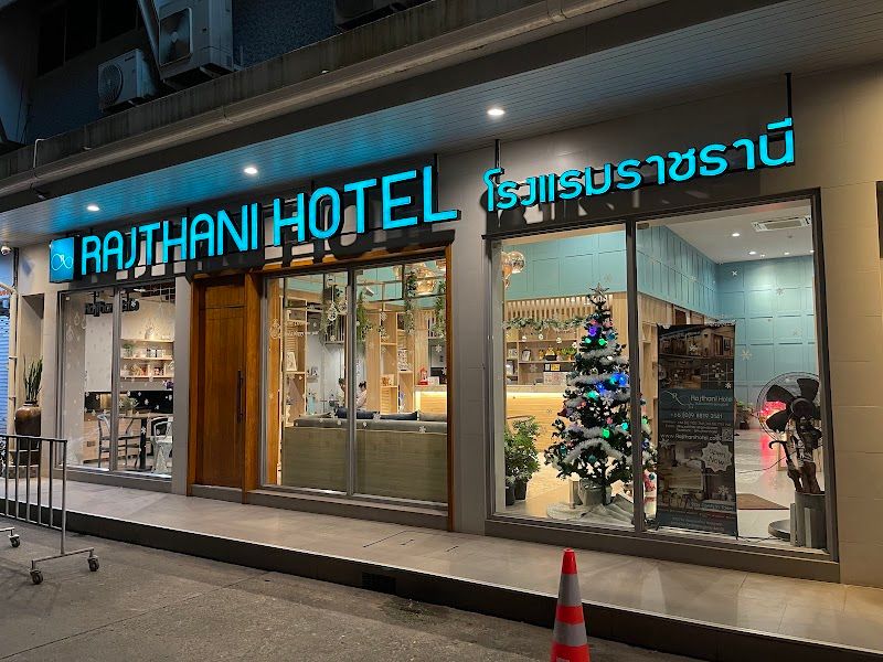 Rajthani Hotel