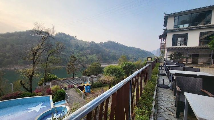 Li River Resort