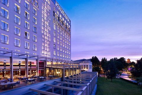 Metropol Palace, a Luxury Collection Hotel