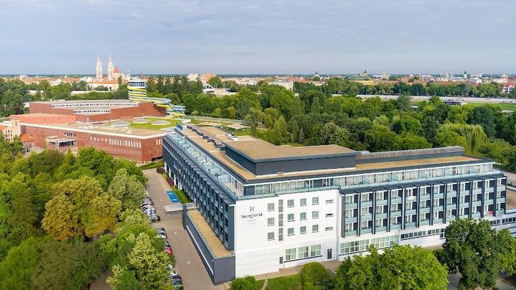 Hunguest Hotel Forrás