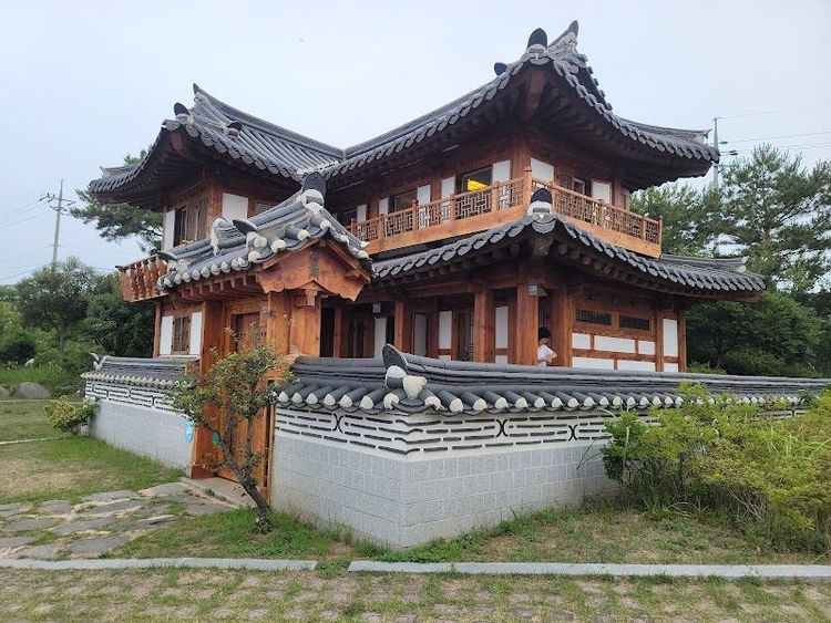Hanok Hotel Yeongsanjae - Yeongam - South Korea