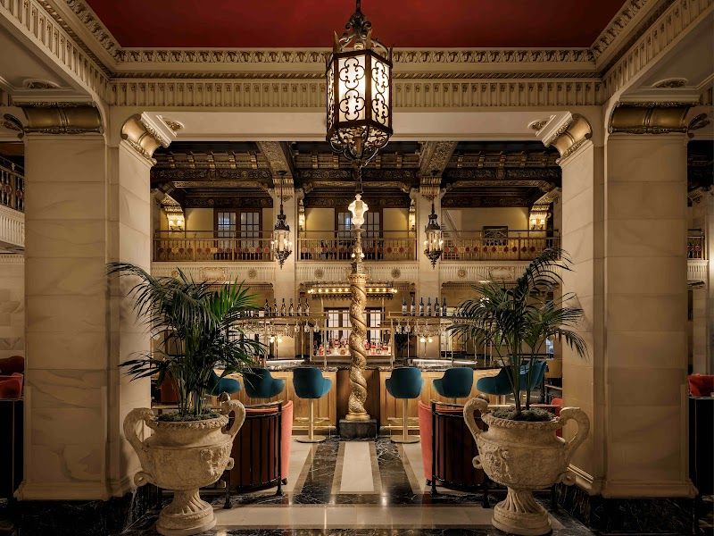 The Historic Davenport, Autograph Collection