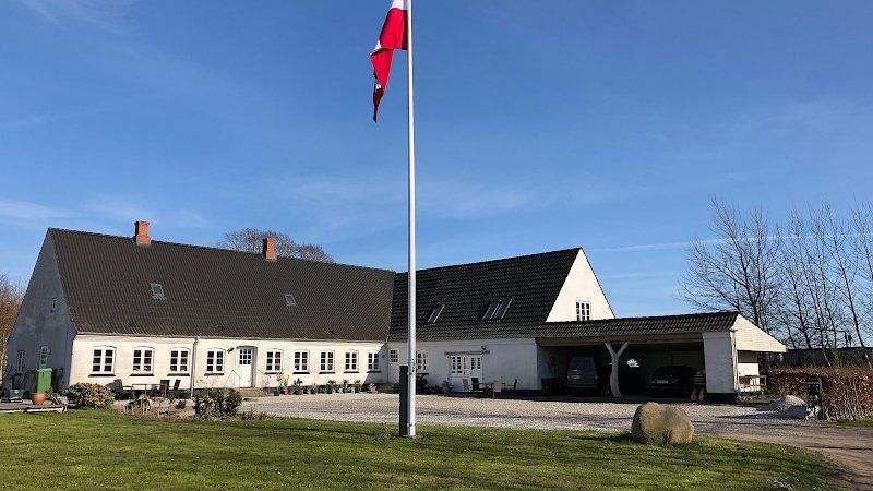 Holmegaarden Bed & Breakfast