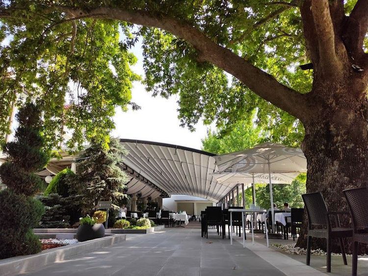 Romantique Veles Hotel